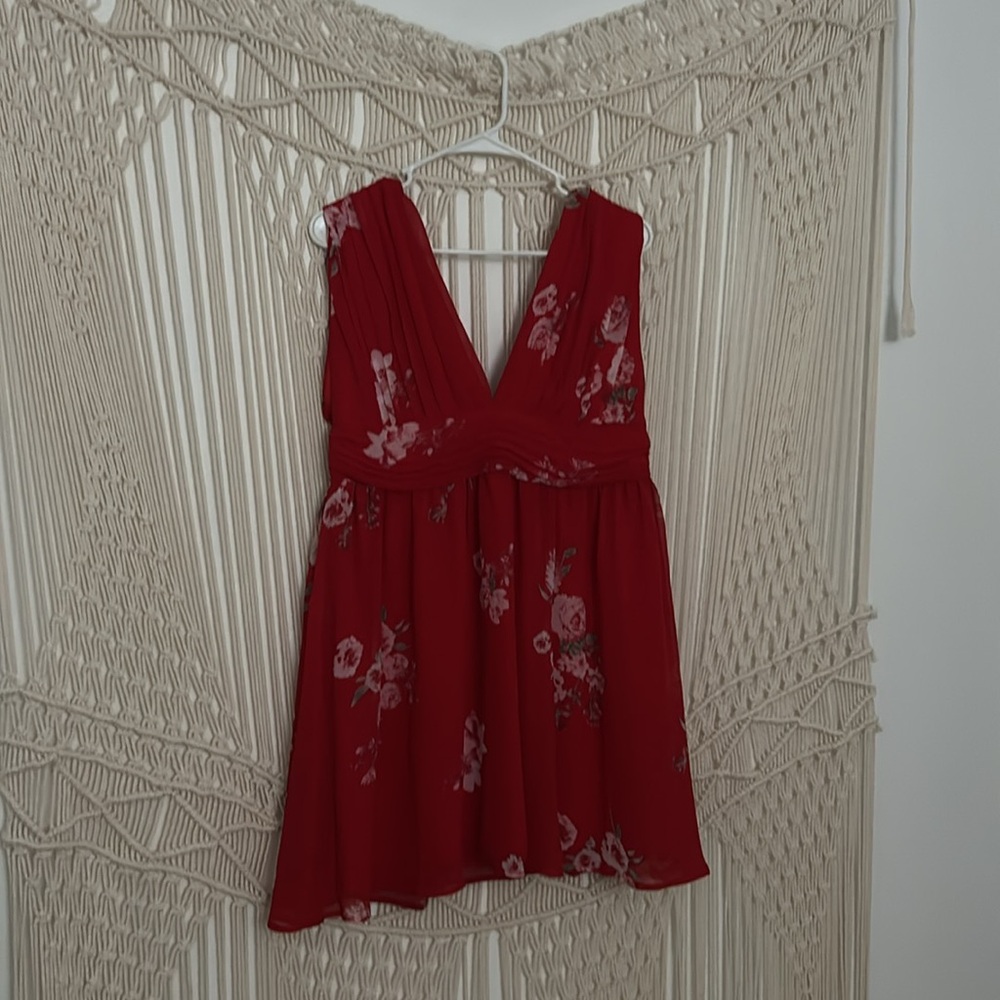 Size XL Lulus red floral dress, summer dress, wedding dress, any occasion dress! - Picture 11 of 12